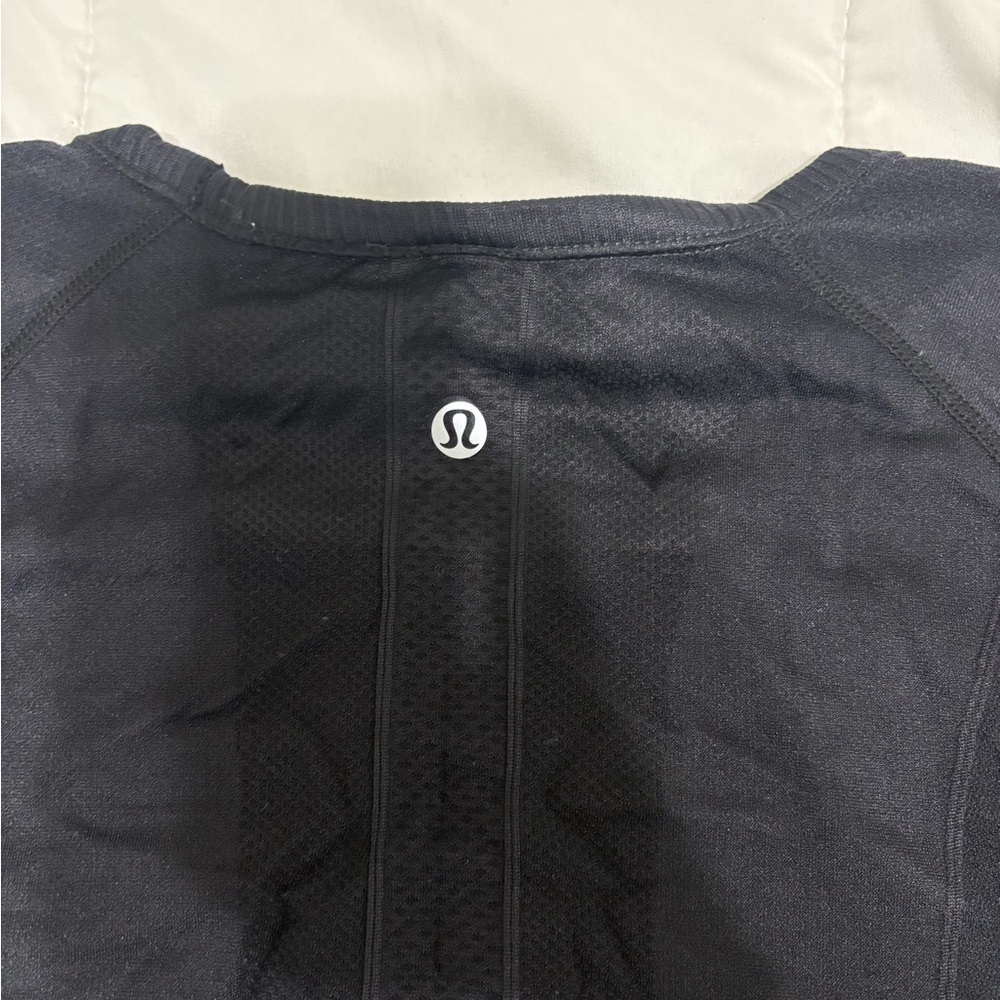 Lululemon Black Swiftly Tech Short-Sleeve - Picture 3 of 4